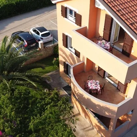 Anita's Terrace
